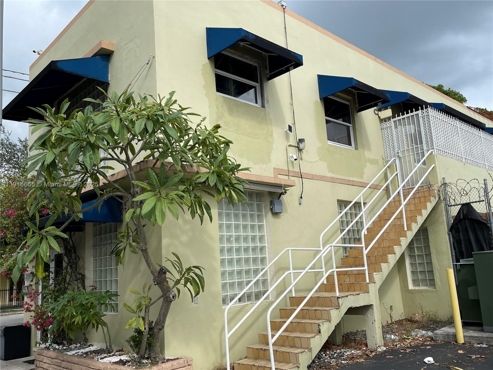 2299 NW 25th Ave, Miami FL 33142