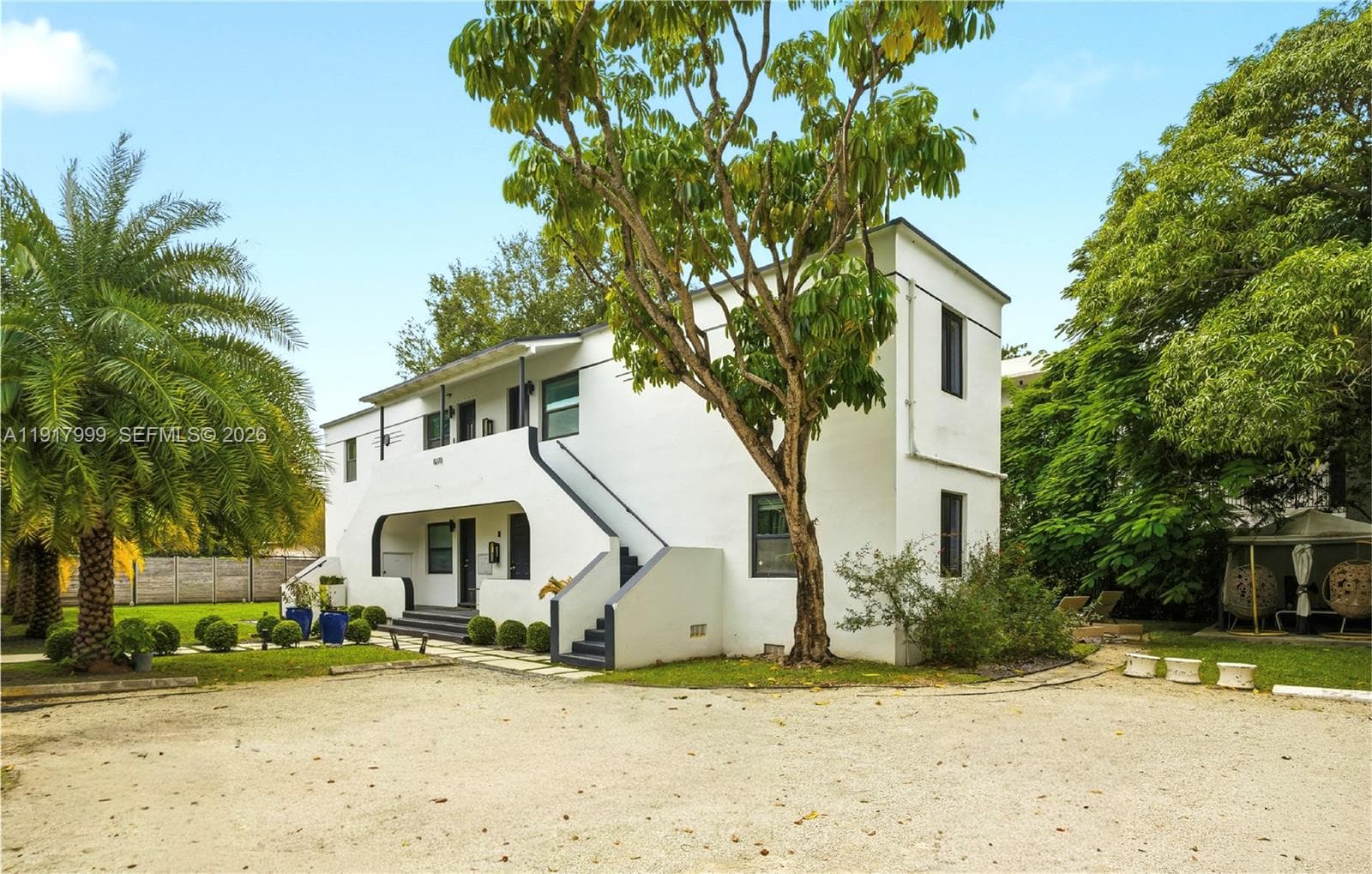 8270 NE 1st Pl, Miami FL 33138