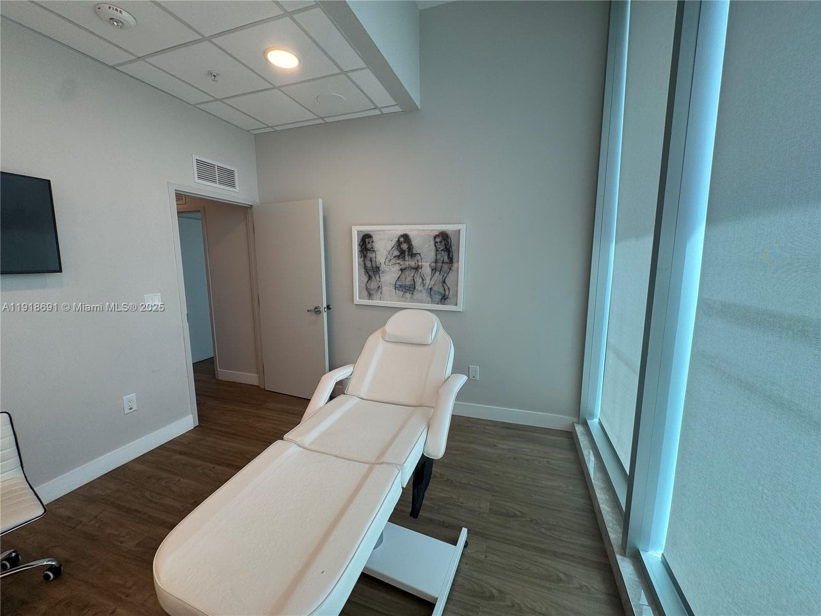 2820 NE 214th St # 1004, Aventura FL 33180