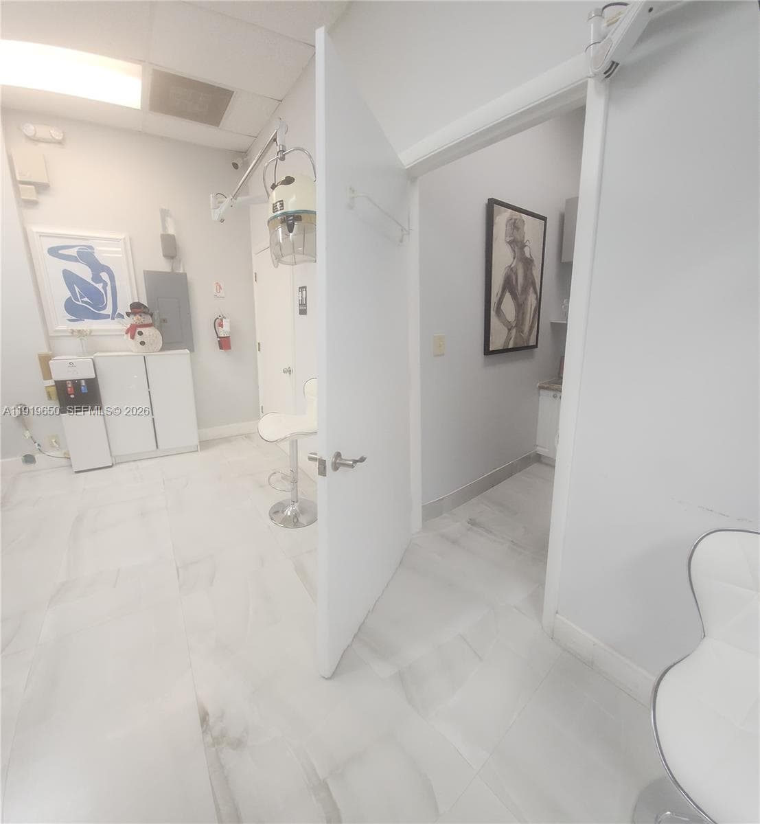 14707 SW 42nd St # 401, Miami FL 33185