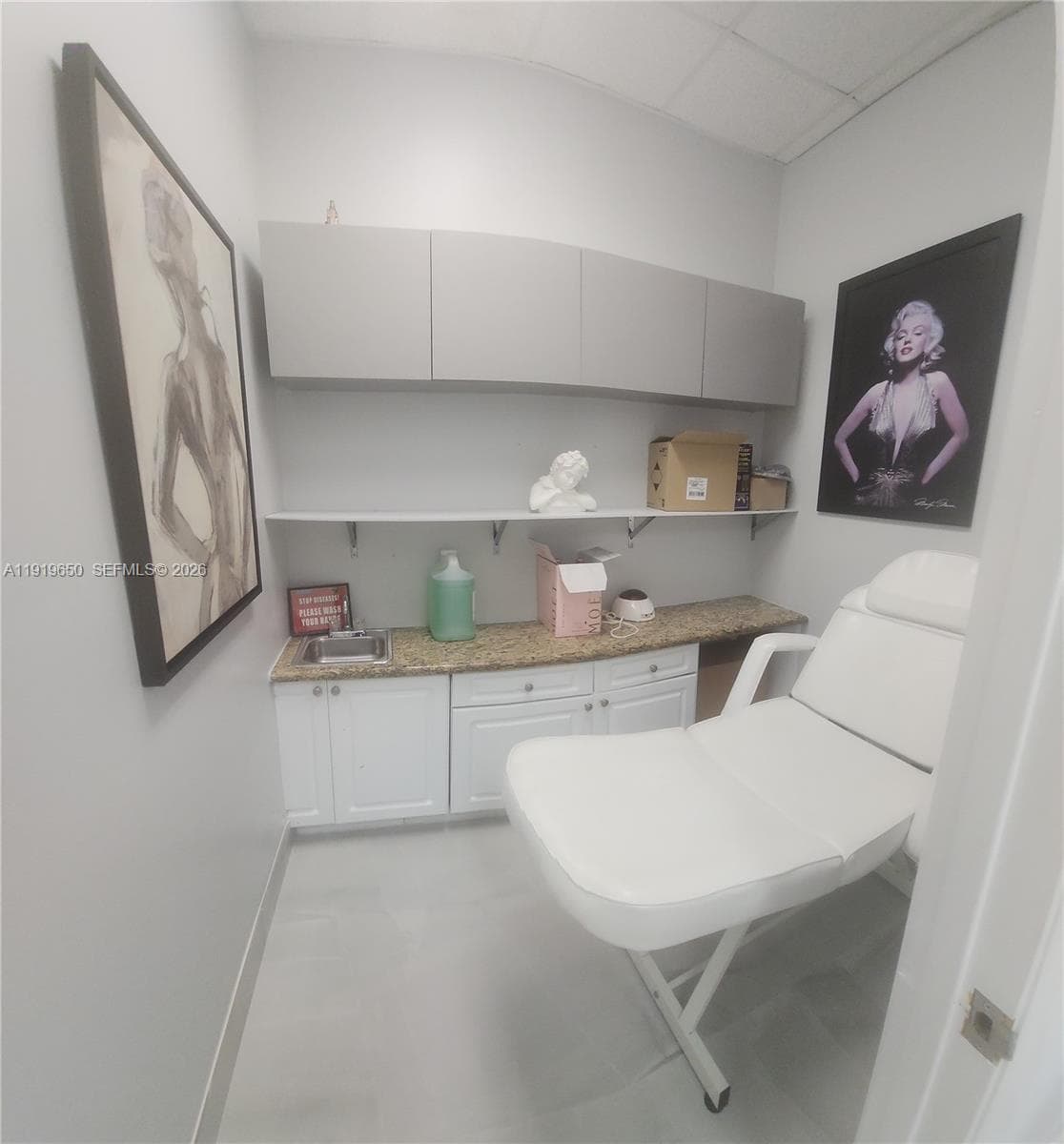 14707 SW 42nd St # 401, Miami FL 33185