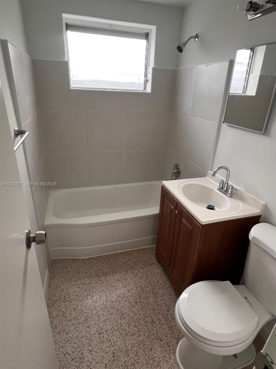 790 81st St, Miami Beach FL 33141