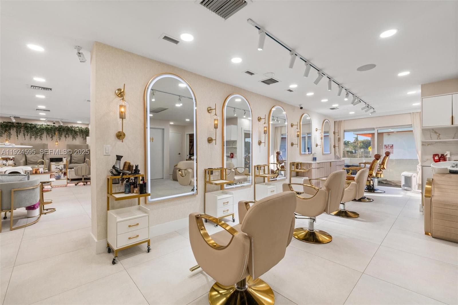 0000 SW 87th Ave, Miami FL 33165
