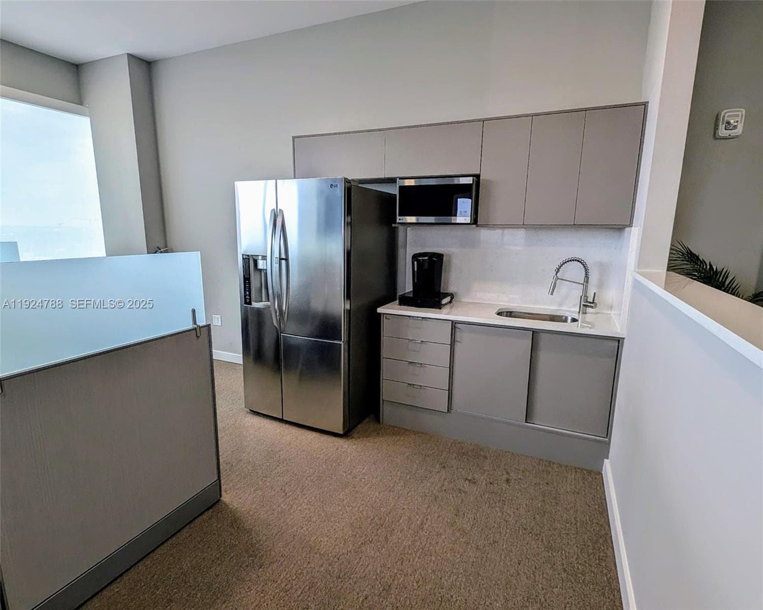 19790 W Dixie Hwy # 1002, Aventura FL 33180