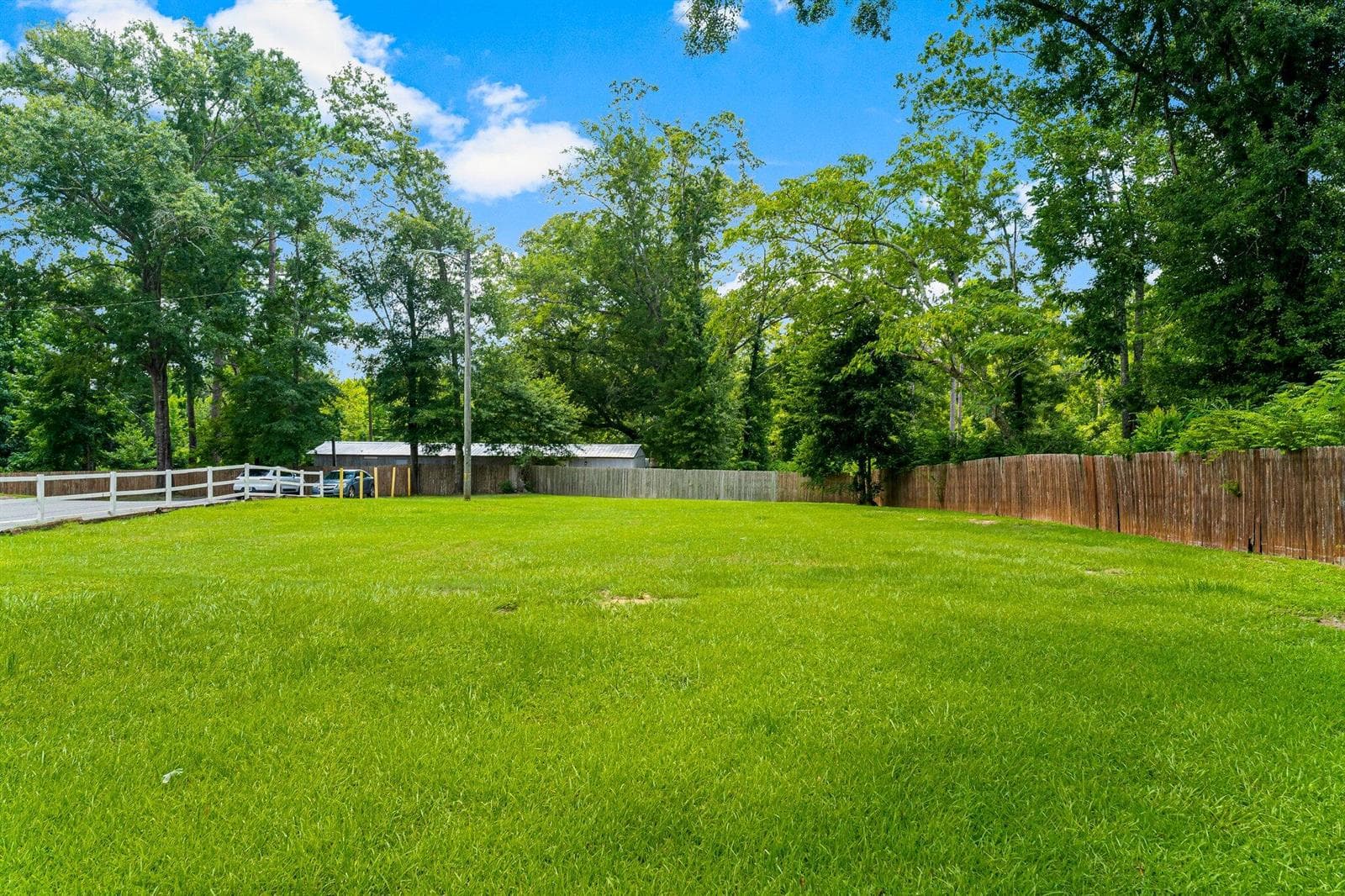 25-web-or-mls-872-deerwood-ln