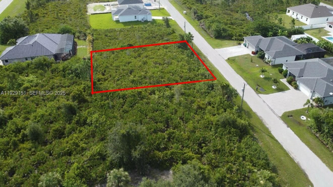 13581 Jeronimo Ln, Port Charlotte FL 33981