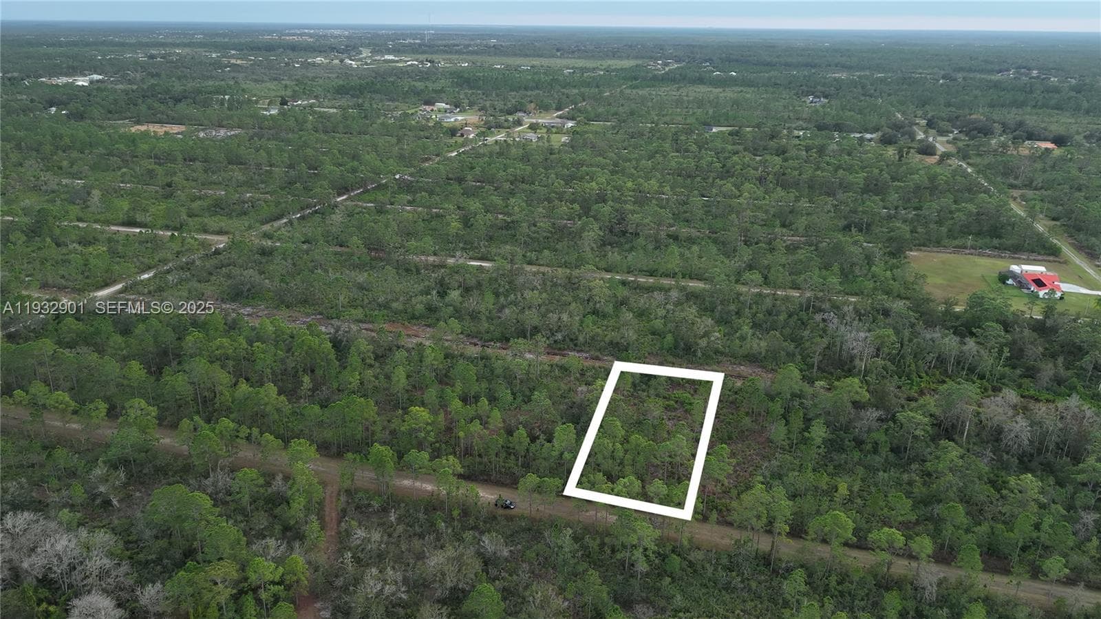215 IXORA DR, Other City - In The State Of Florida FL 33855
