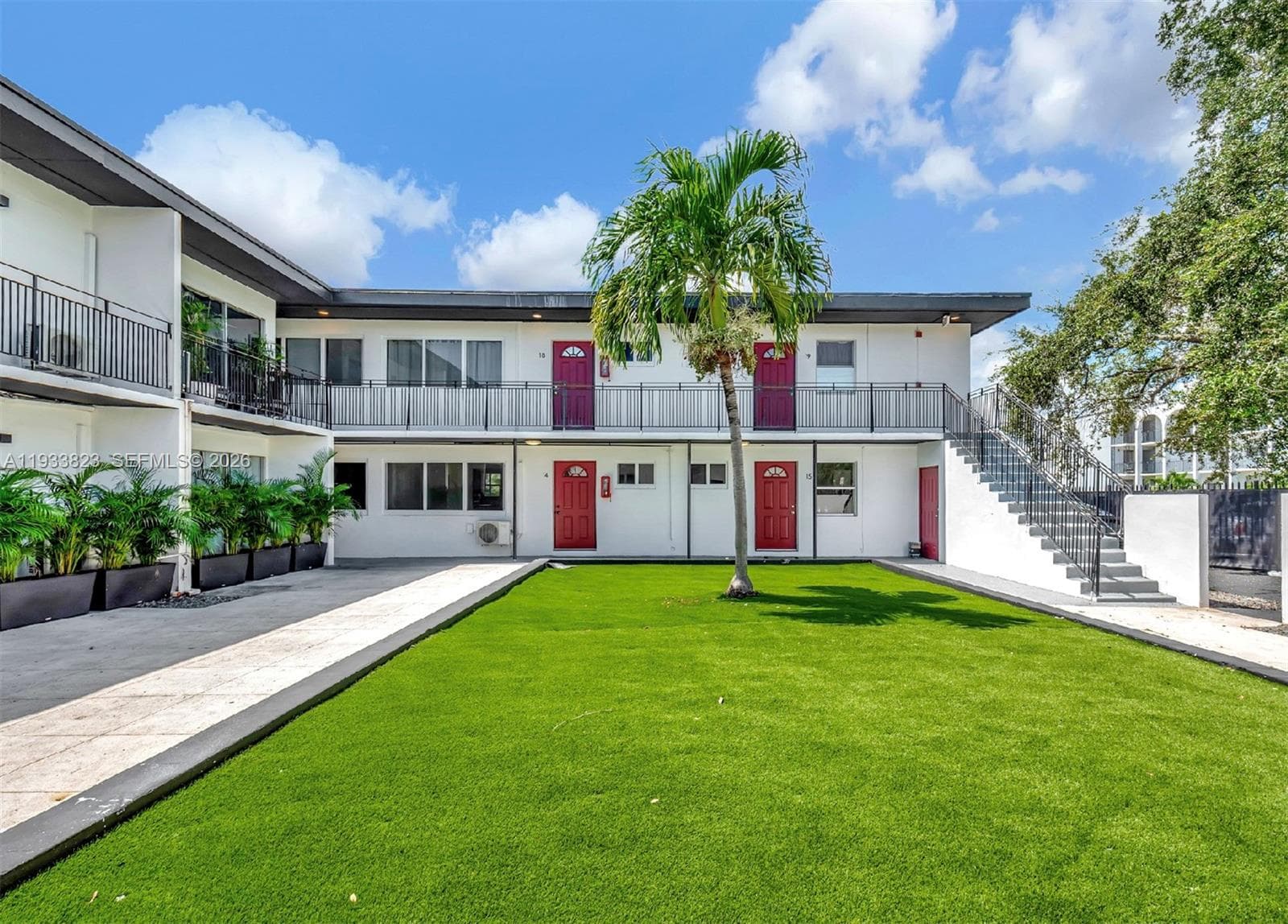 14280 NE 6th Ave, North Miami FL 33161