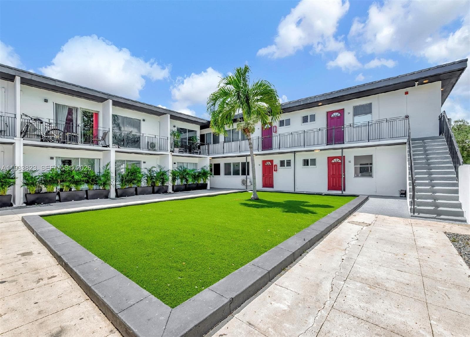 14280 NE 6th Ave, North Miami FL 33161