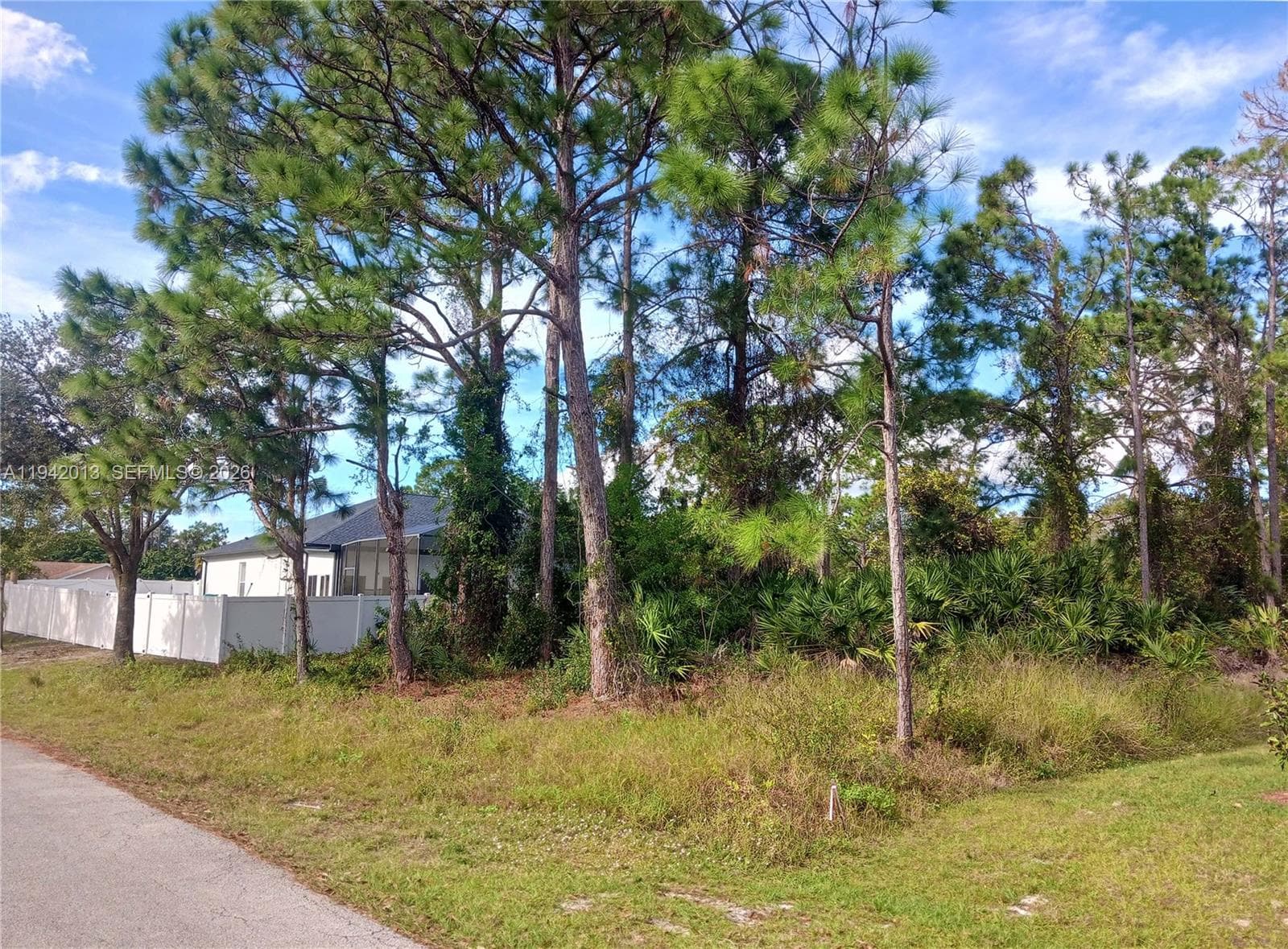 249 San Luis St SW, Palm Bay FL 32908