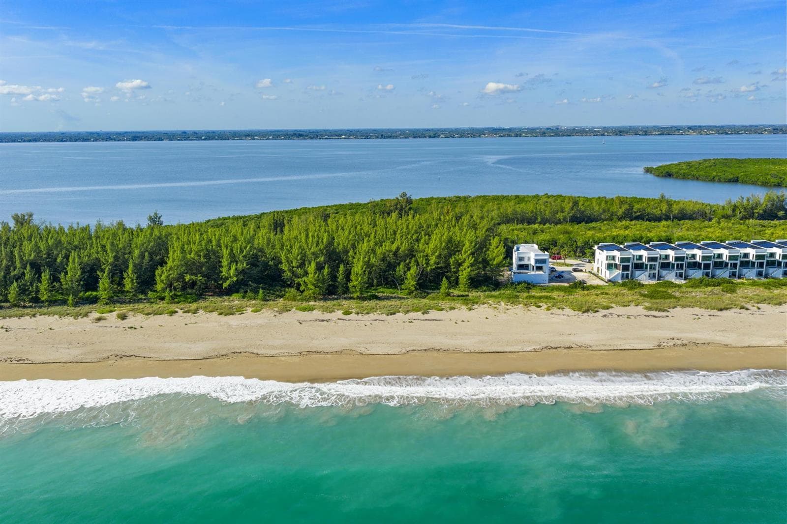 DJI_20251204105223_0526_D
