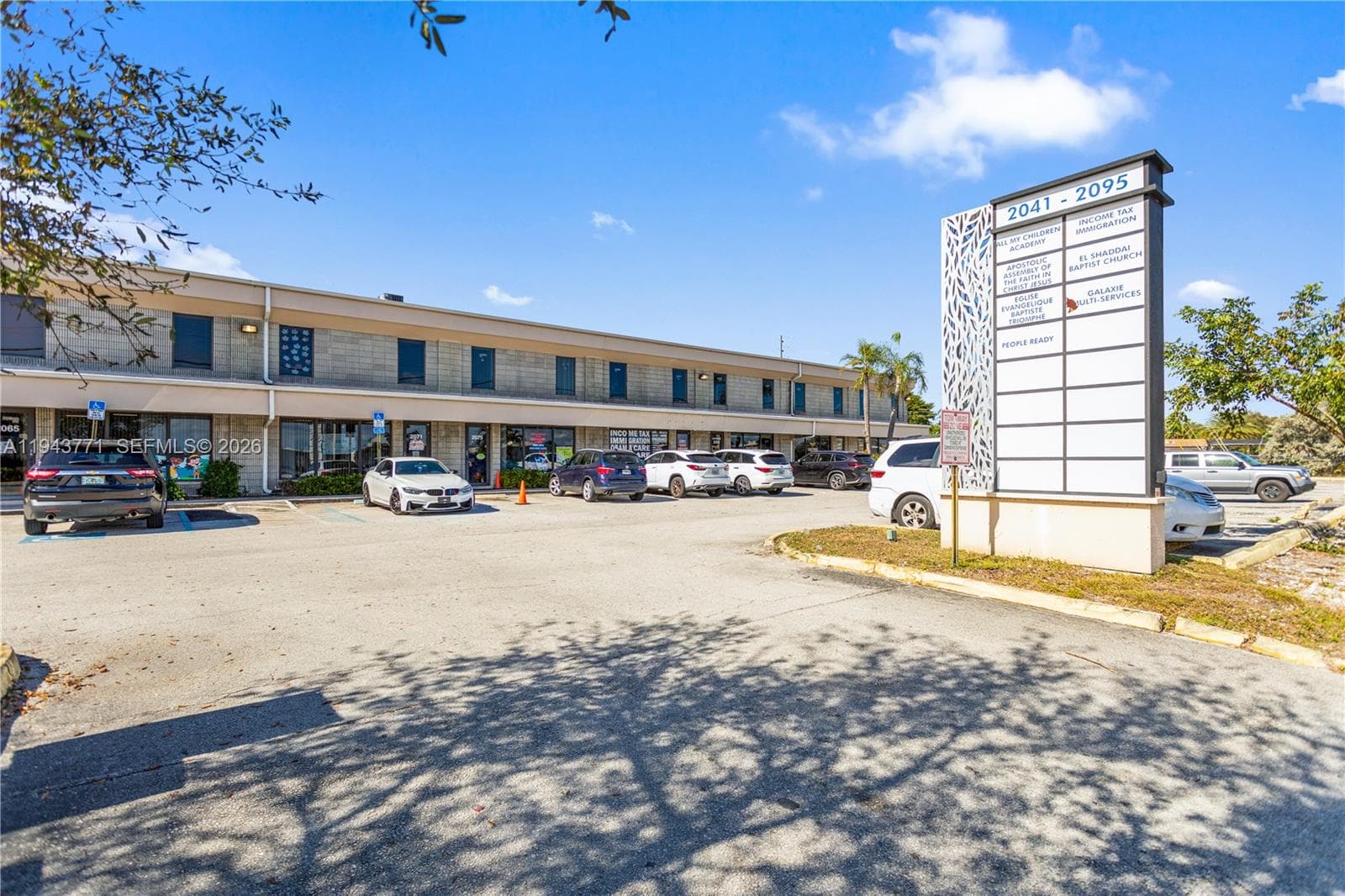 2025 N Dixie Hwy, Pompano Beach FL 33060