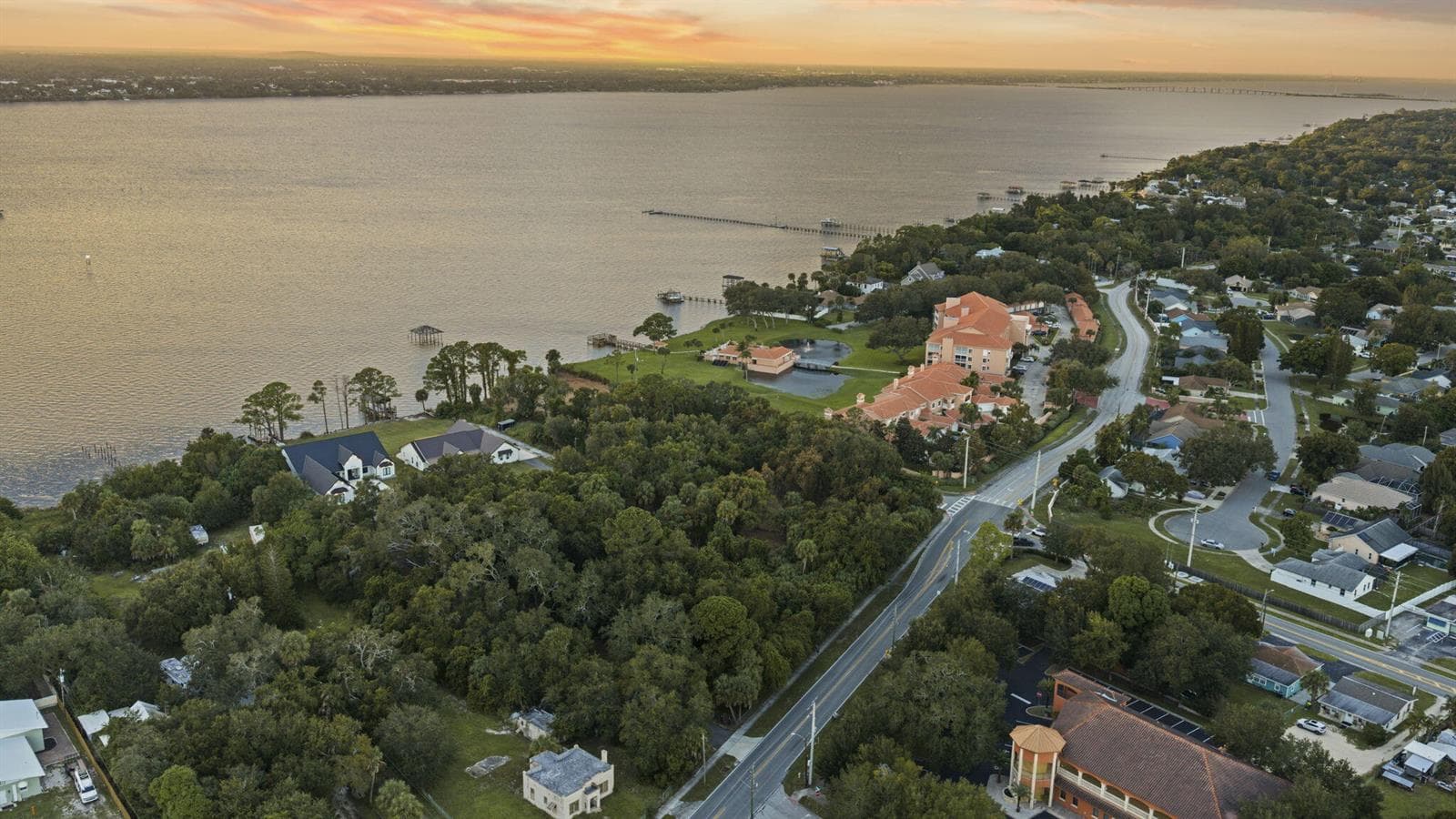 23-web-or-mls-0 Merritt _ Sunset12