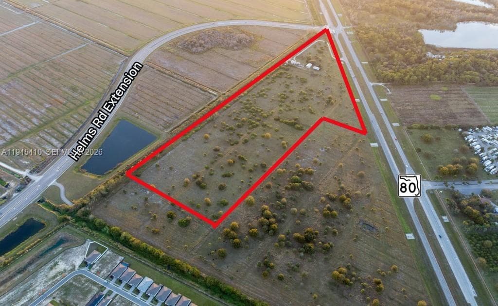 2549 W State Road 80, La Belle FL 33935