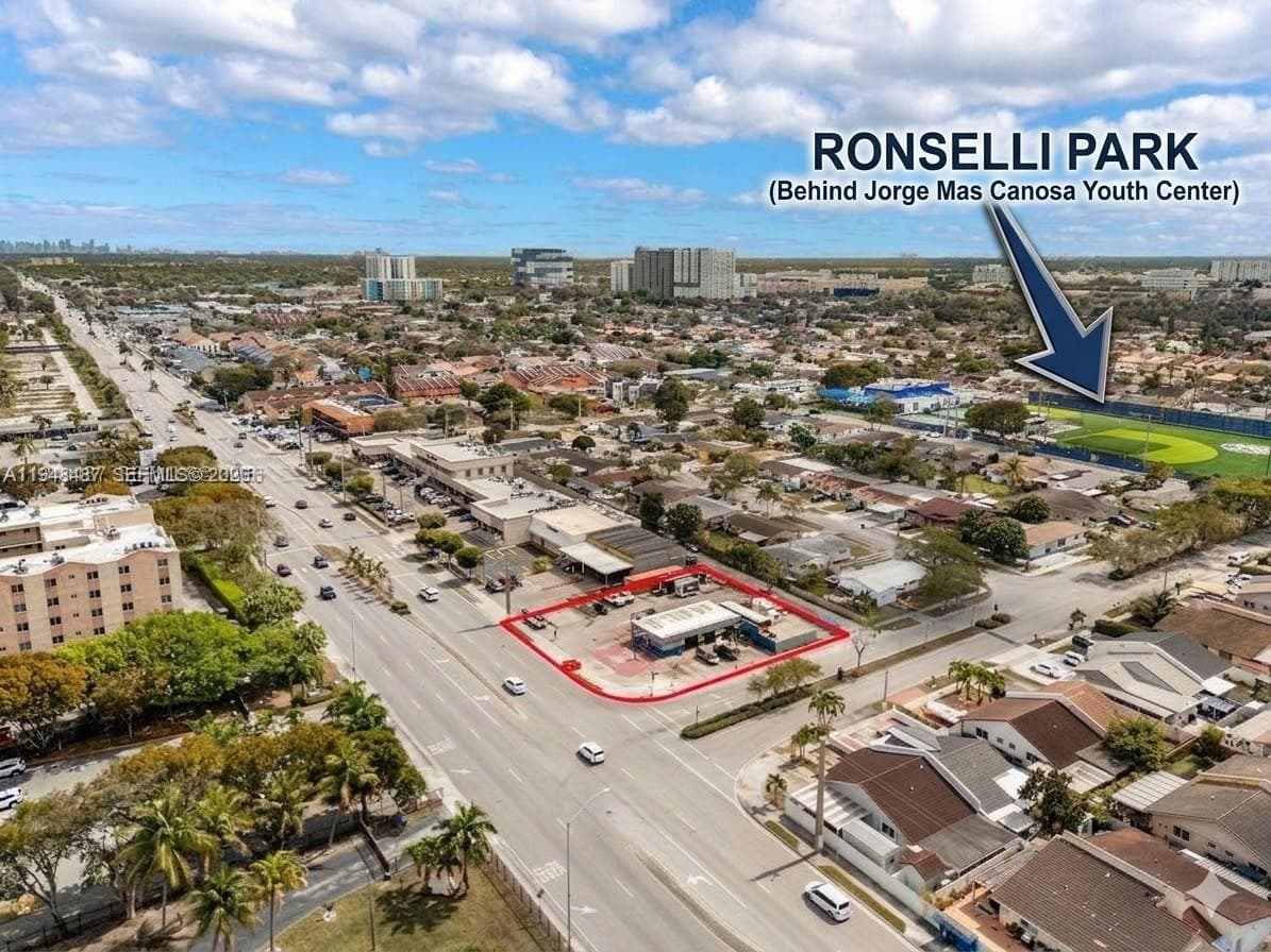 11480 W Flagler St, Sweetwater FL 33174