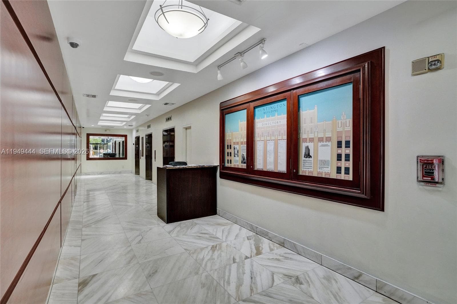 168 SE 1st St # 1200, Miami FL 33131