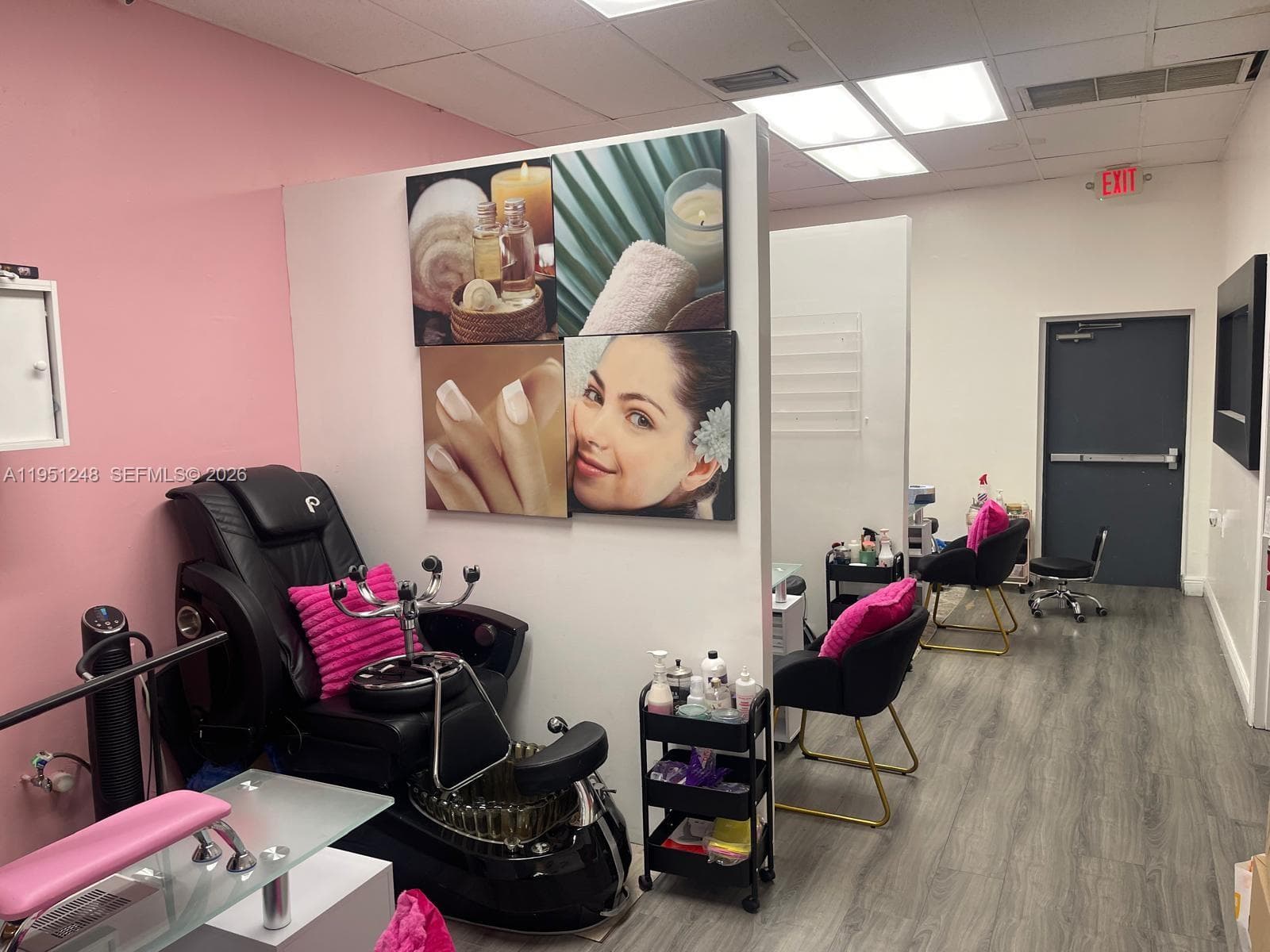 627 S State Road 7, Hollywood FL 33023