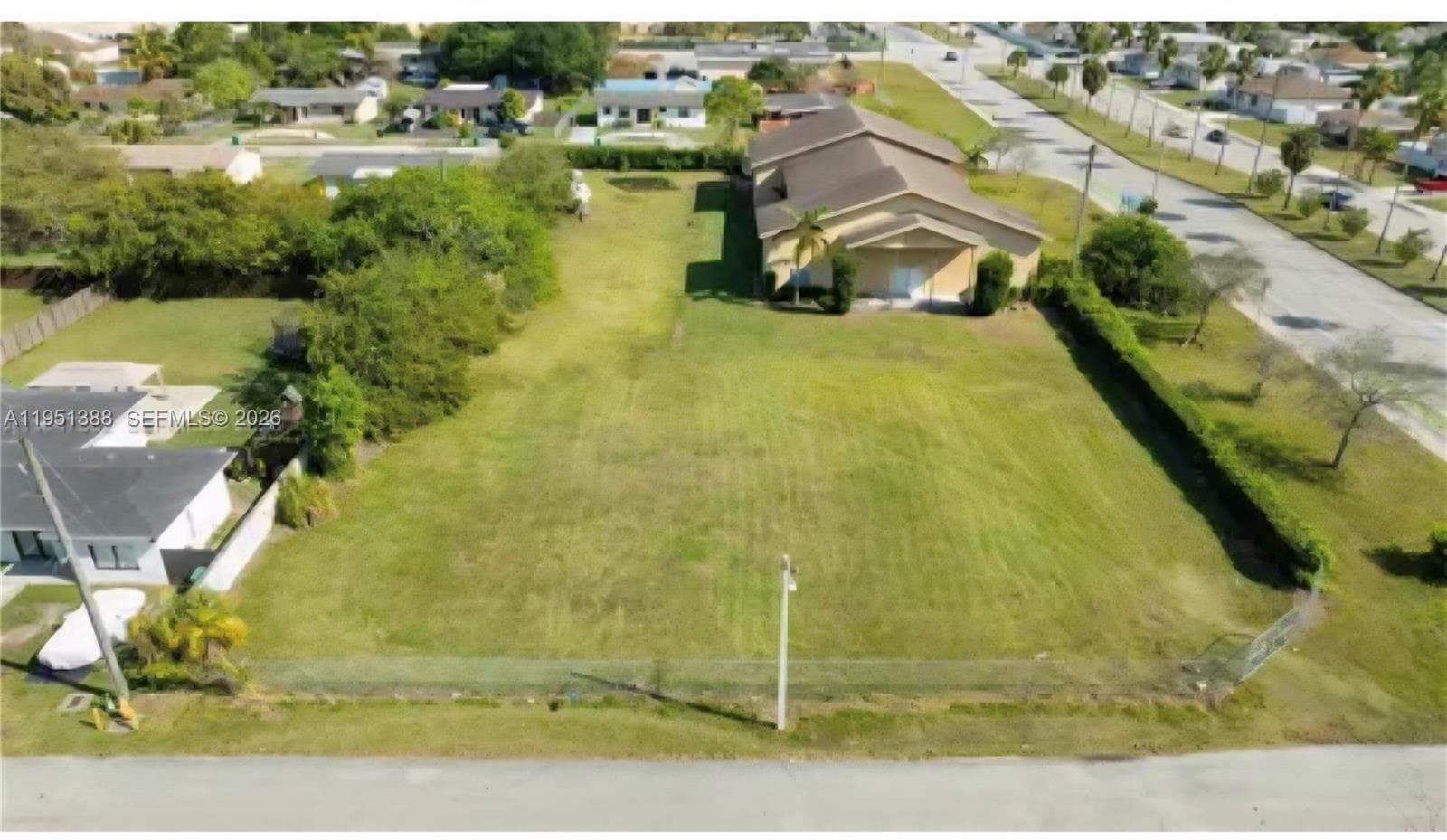 21571 SW 110th Ave, Miami FL 33189