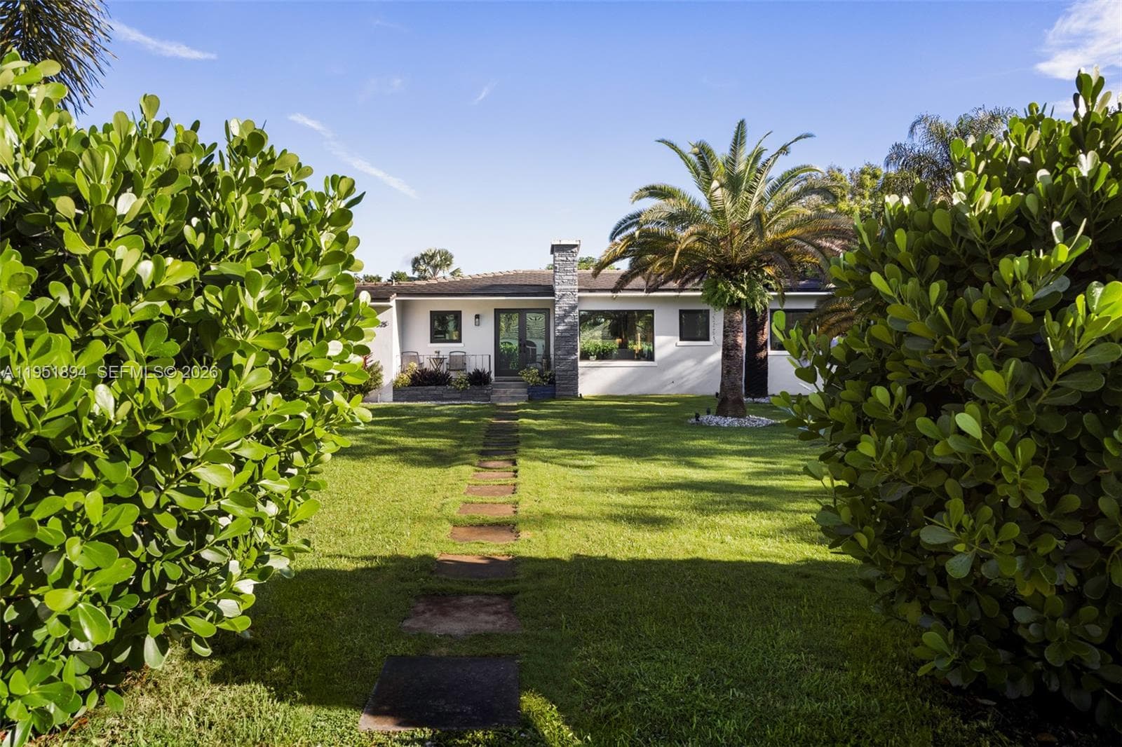07325 SW 102nd St, Pinecrest FL 33156