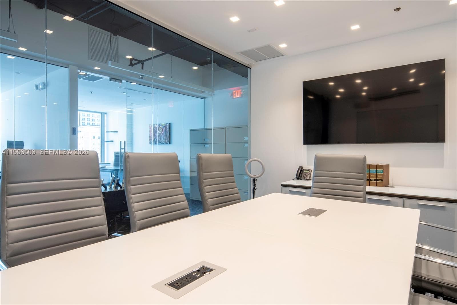 150 SE 2nd Ave # 1410, Miami FL 33131