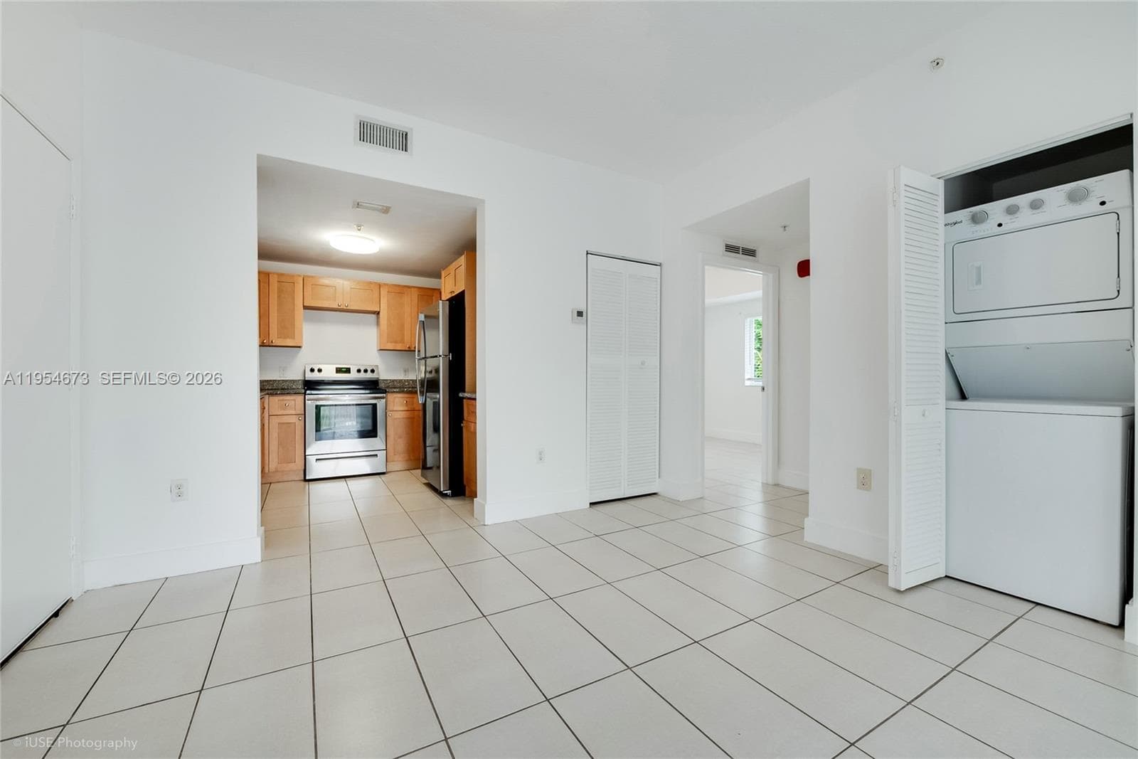 750 SW 2nd St, Miami FL 33130