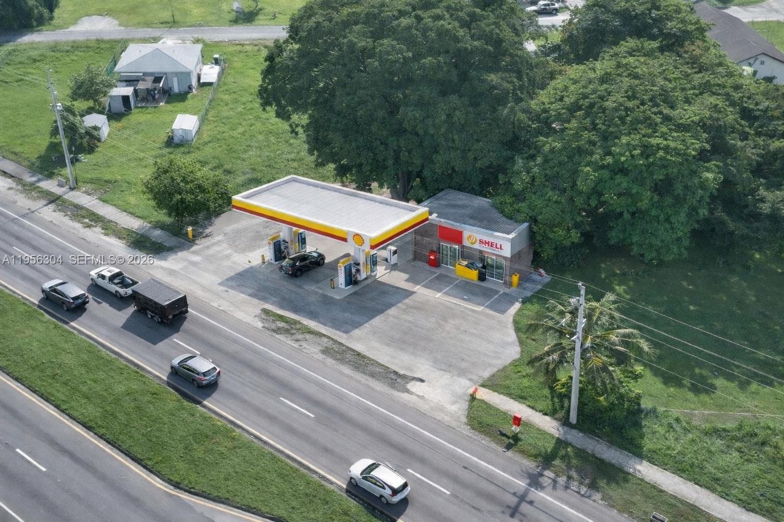 21855 S Dixie Hwy, Miami FL 33170