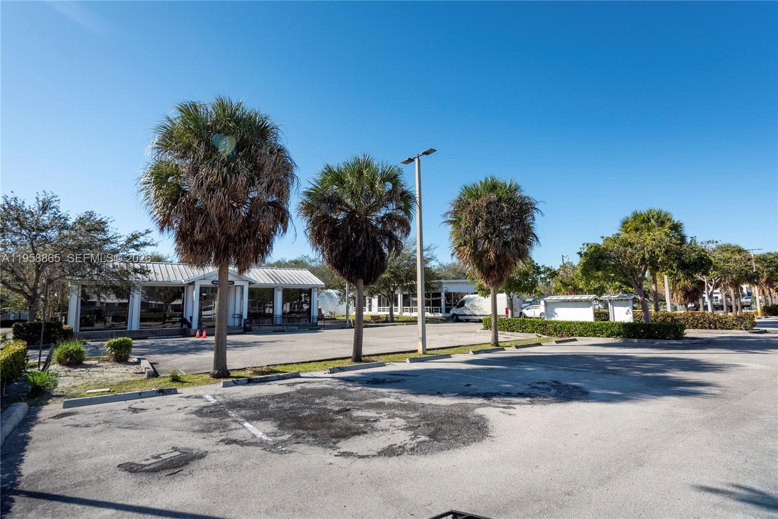 2980 W Oakland Park Blvd, Oakland Park FL 33311