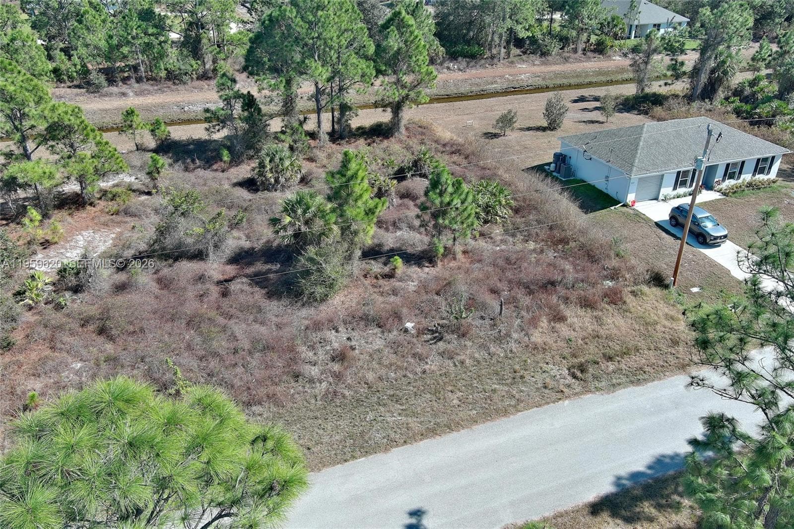 943 FOXDALE AVE, Lehigh Acres FL 33974