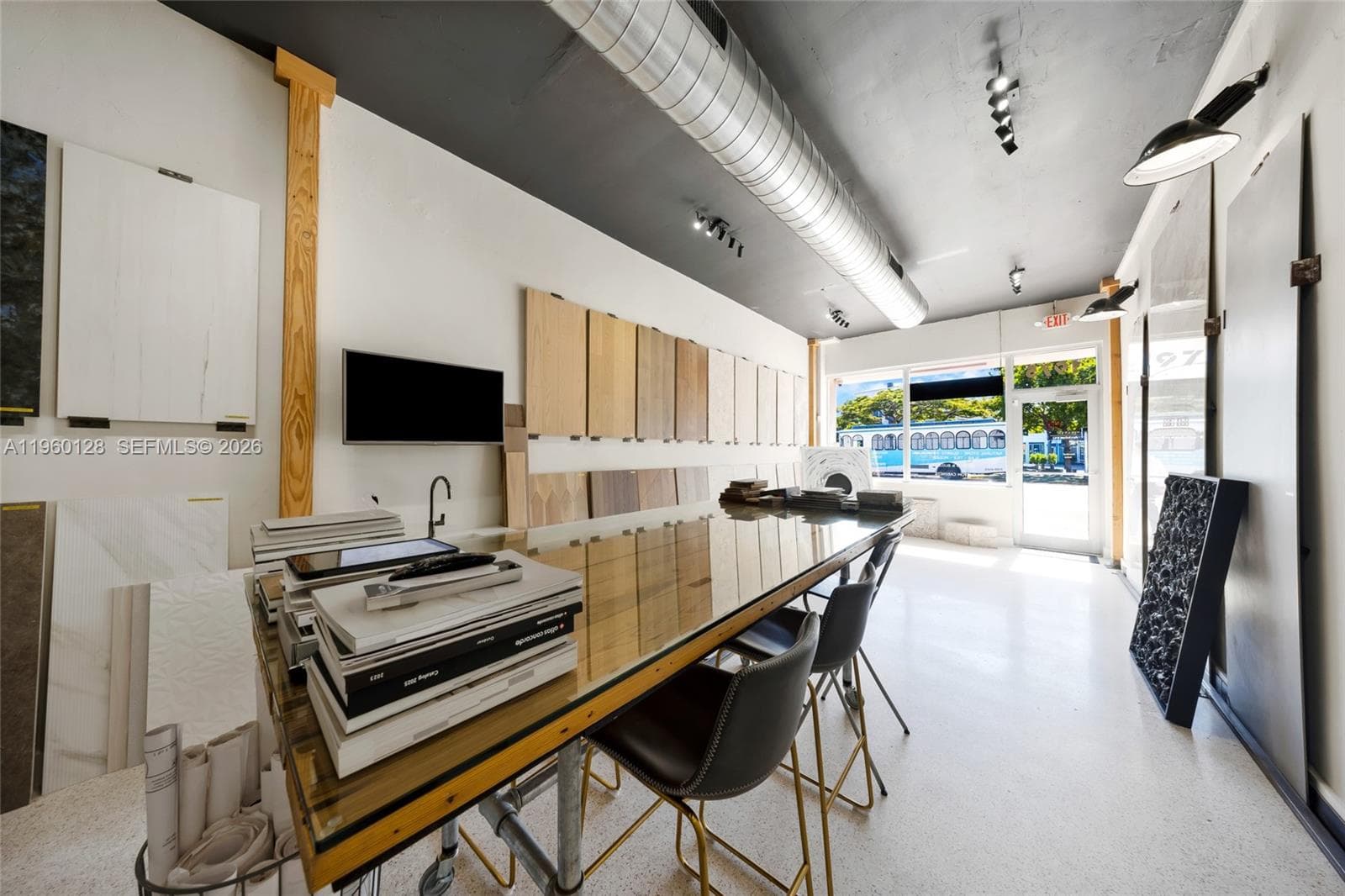 1975 71st St, Miami Beach FL 33141