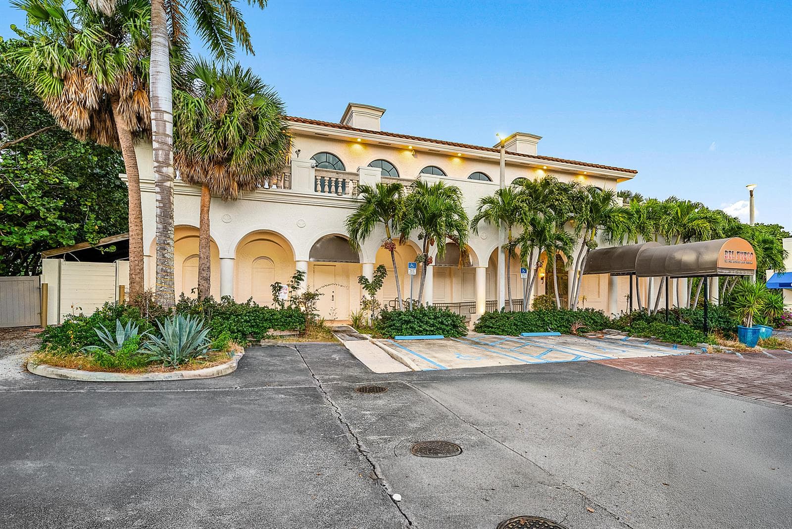 003-900EastAtlanticAvenue-DelrayBeach-FL