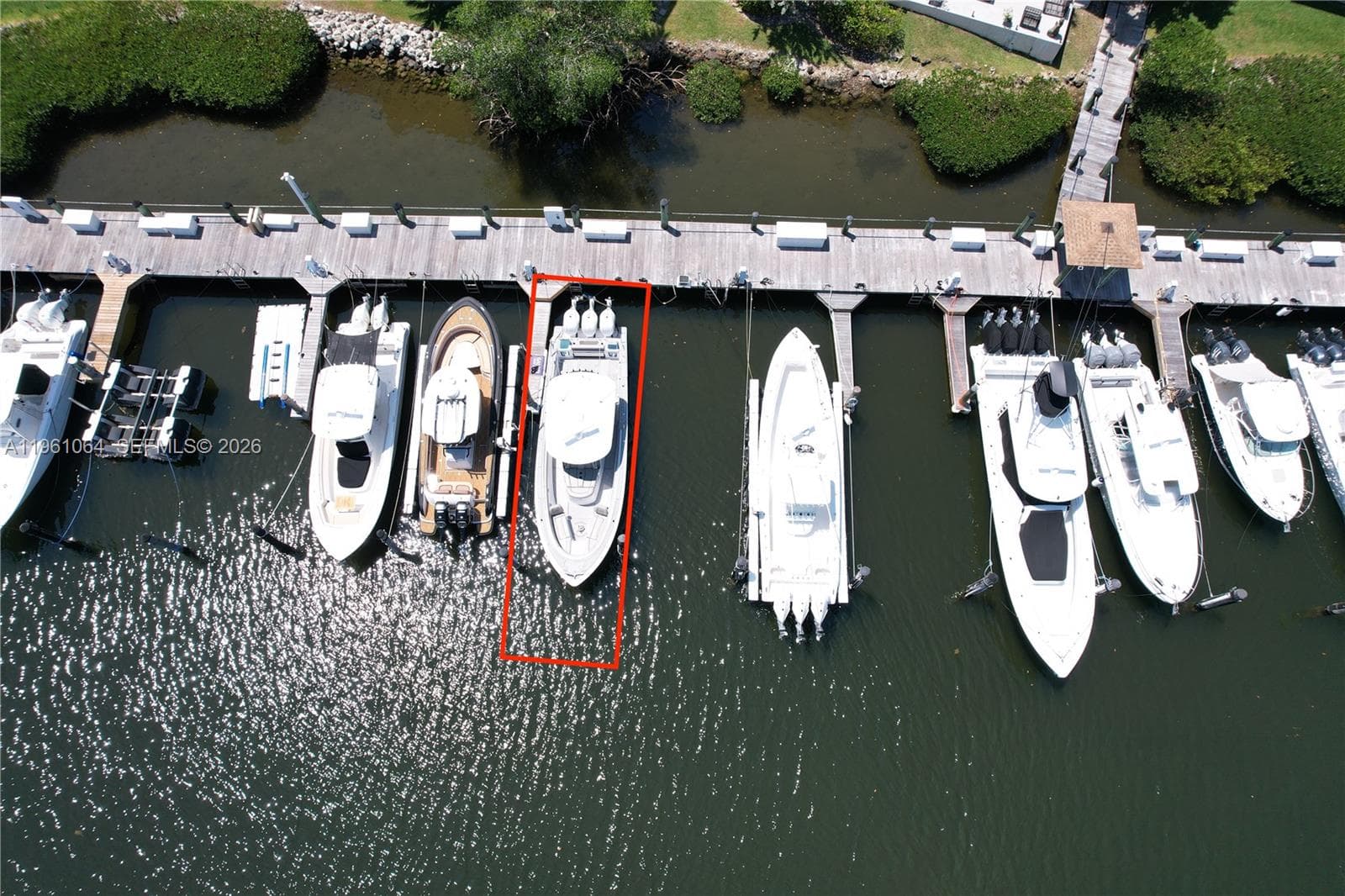 6200 SW 152nd St, Palmetto Bay FL 33157