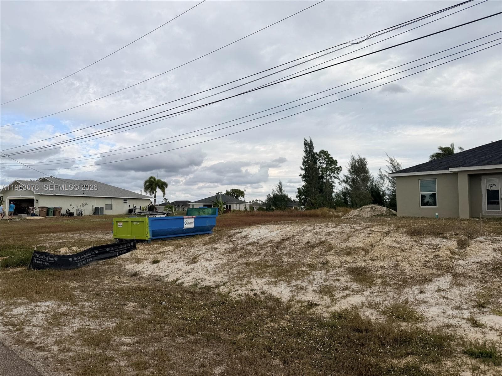 3709 NE 12th PL, Cape Coral FL 33909