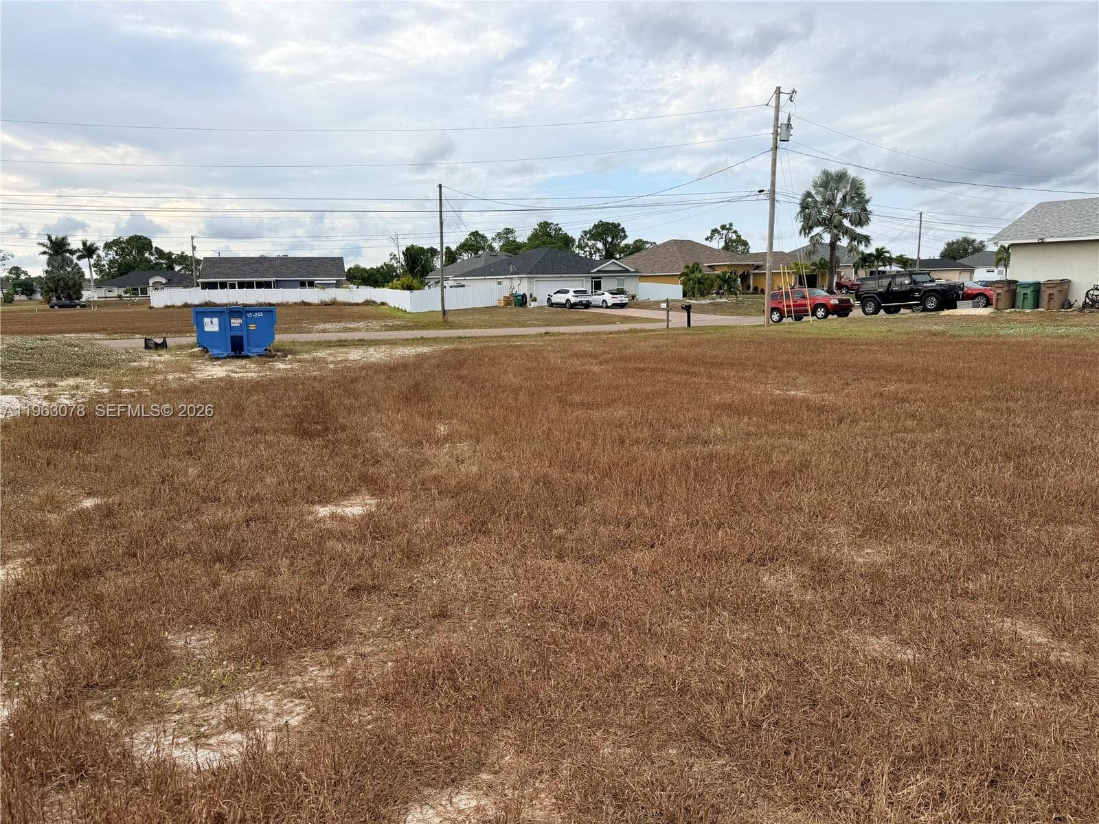 3709 NE 12th PL, Cape Coral FL 33909