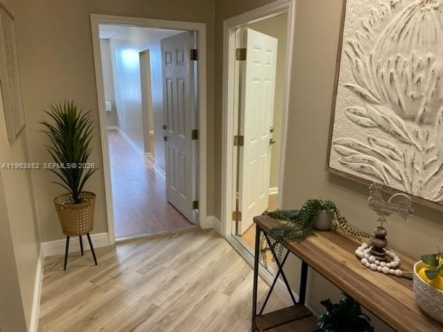 45 Curtiss Pkwy, Miami Springs FL 33166