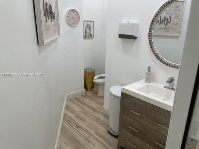 45 Curtiss Pkwy, Miami Springs FL 33166
