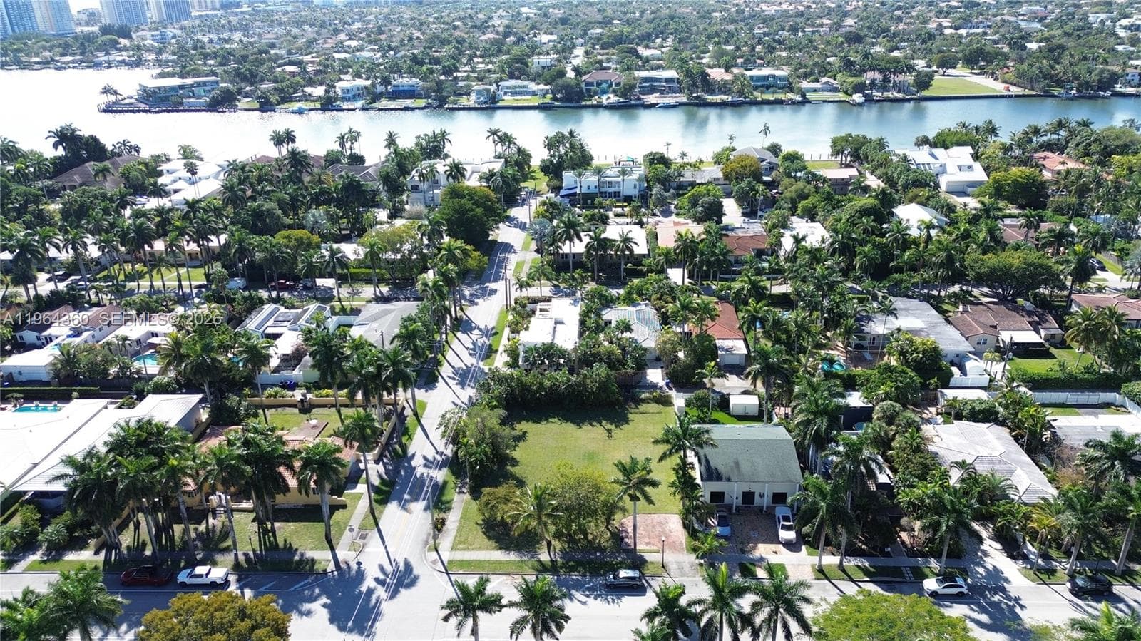 1000 Harrison St, Hollywood FL 33019