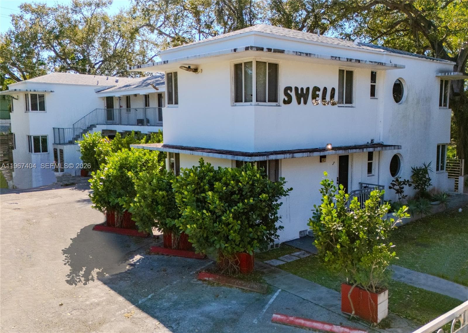 648 NE 80th St, Miami FL 33138