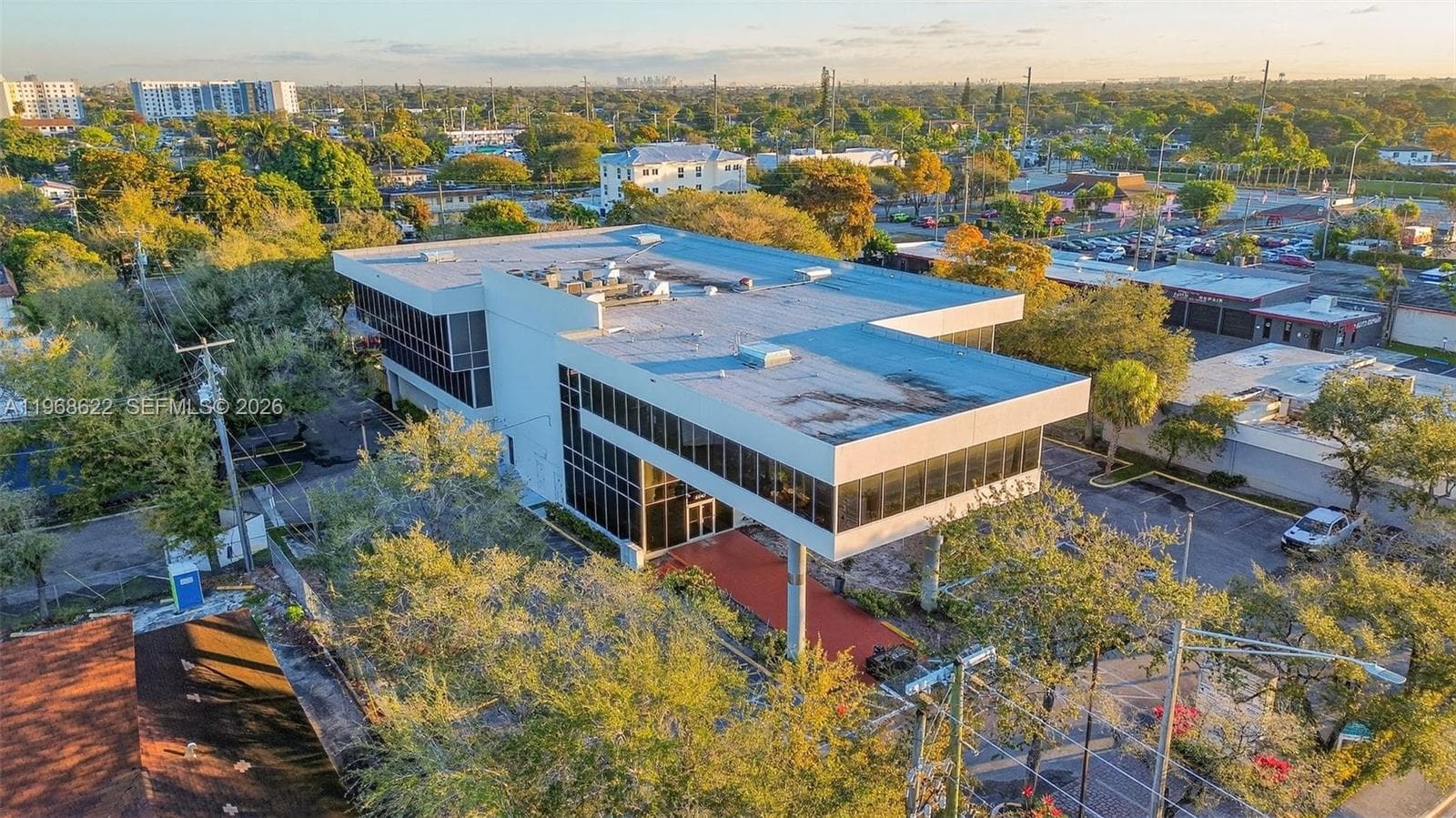 6067 Hollywood Blvd, Hollywood FL 33024