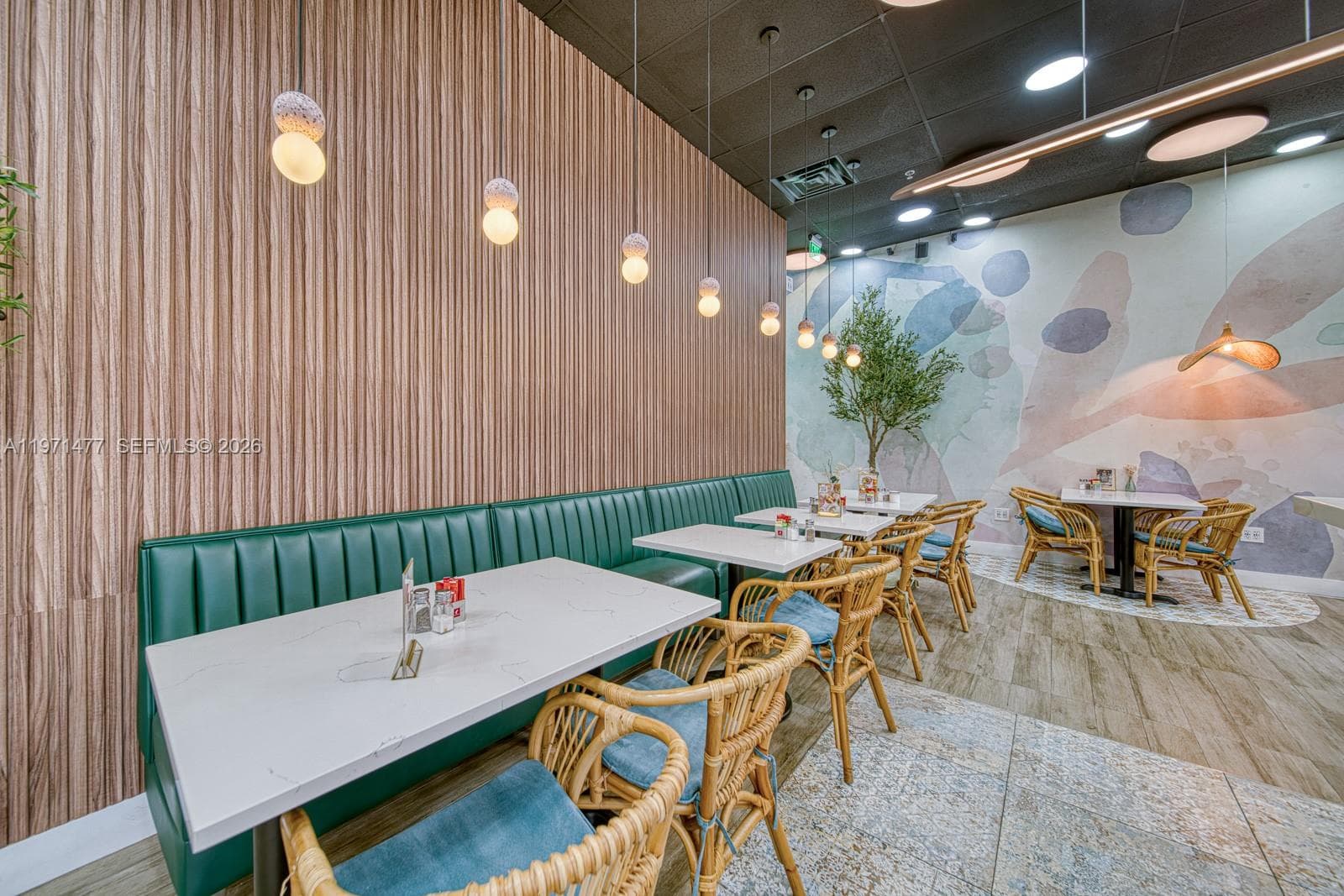 Restaurant For Sale On Busy Biscayne Boulevard, North Miami Beach FL 33160