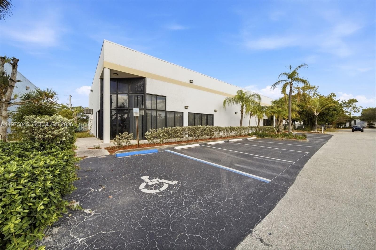 2891 NW 22nd Ter, Pompano Beach FL 33069