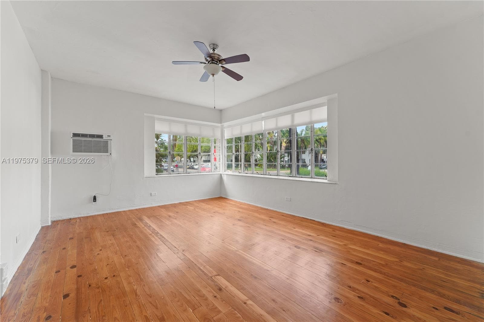 531 16th St, Miami Beach FL 33139