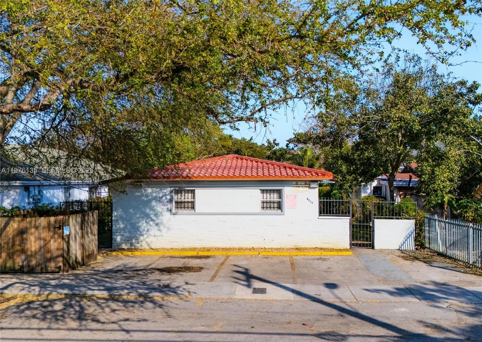 8213 NE 1st Ave, Miami FL 33138