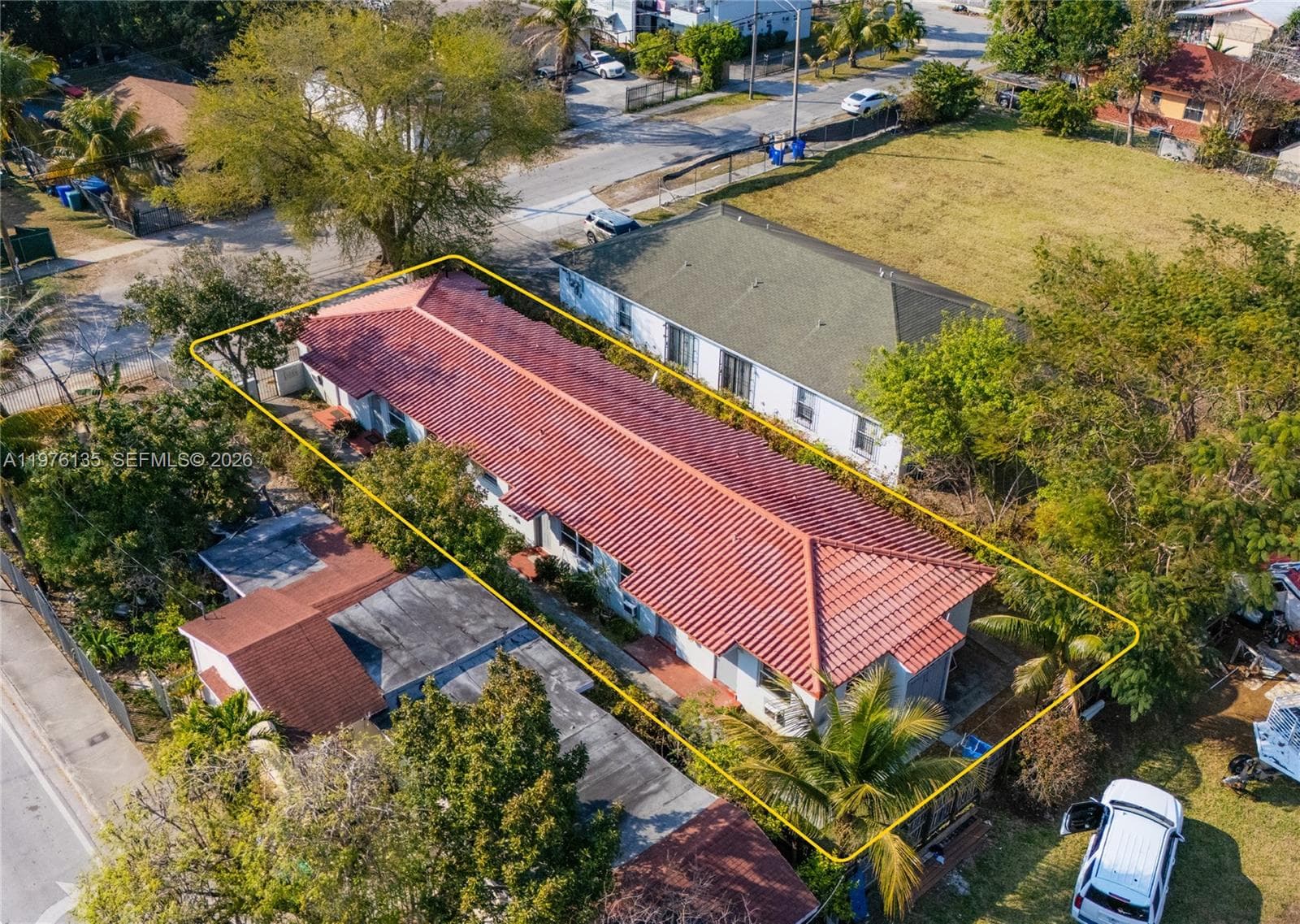8213 NE 1st Ave, Miami FL 33138