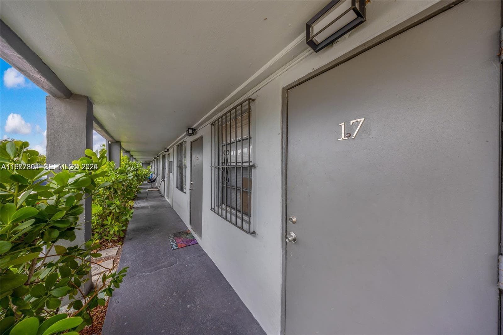 5807 SW 25th St # 18, West Park FL 33023