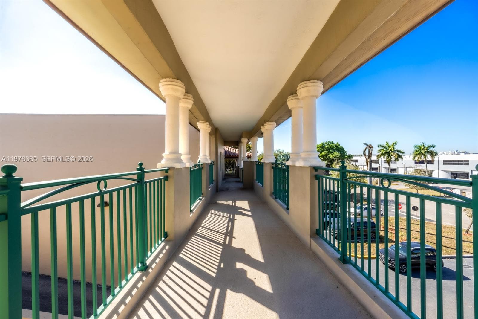 10200 NW 25th St, Doral FL 33172