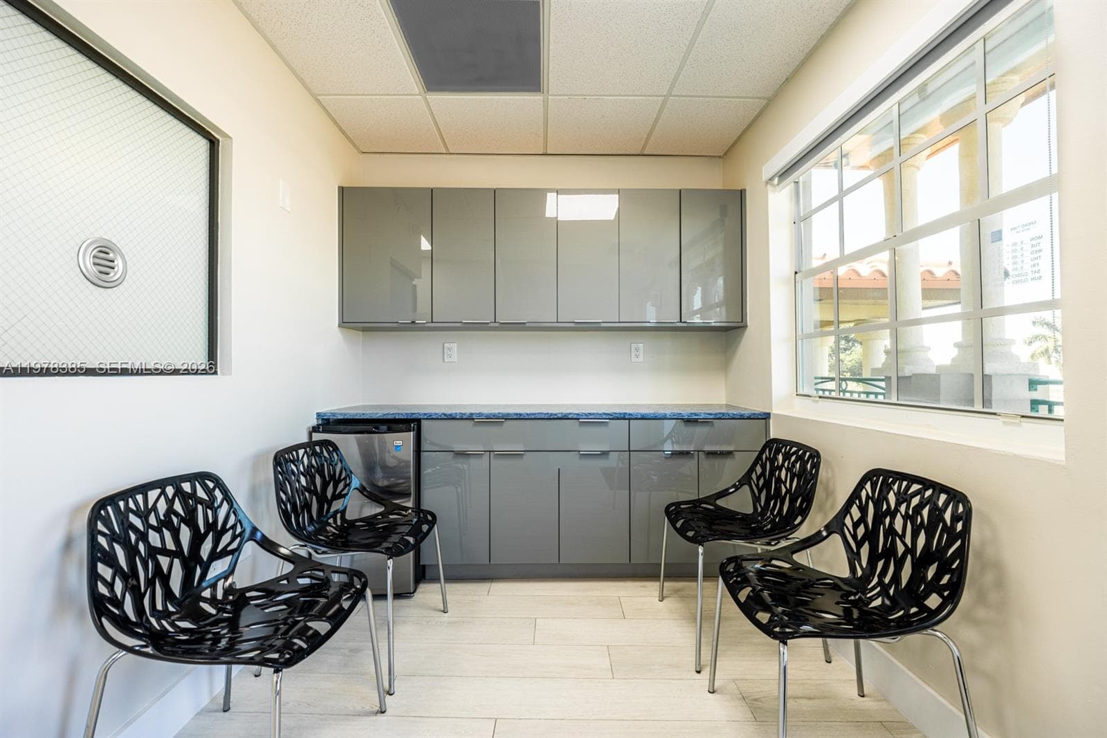10200 NW 25th St, Doral FL 33172