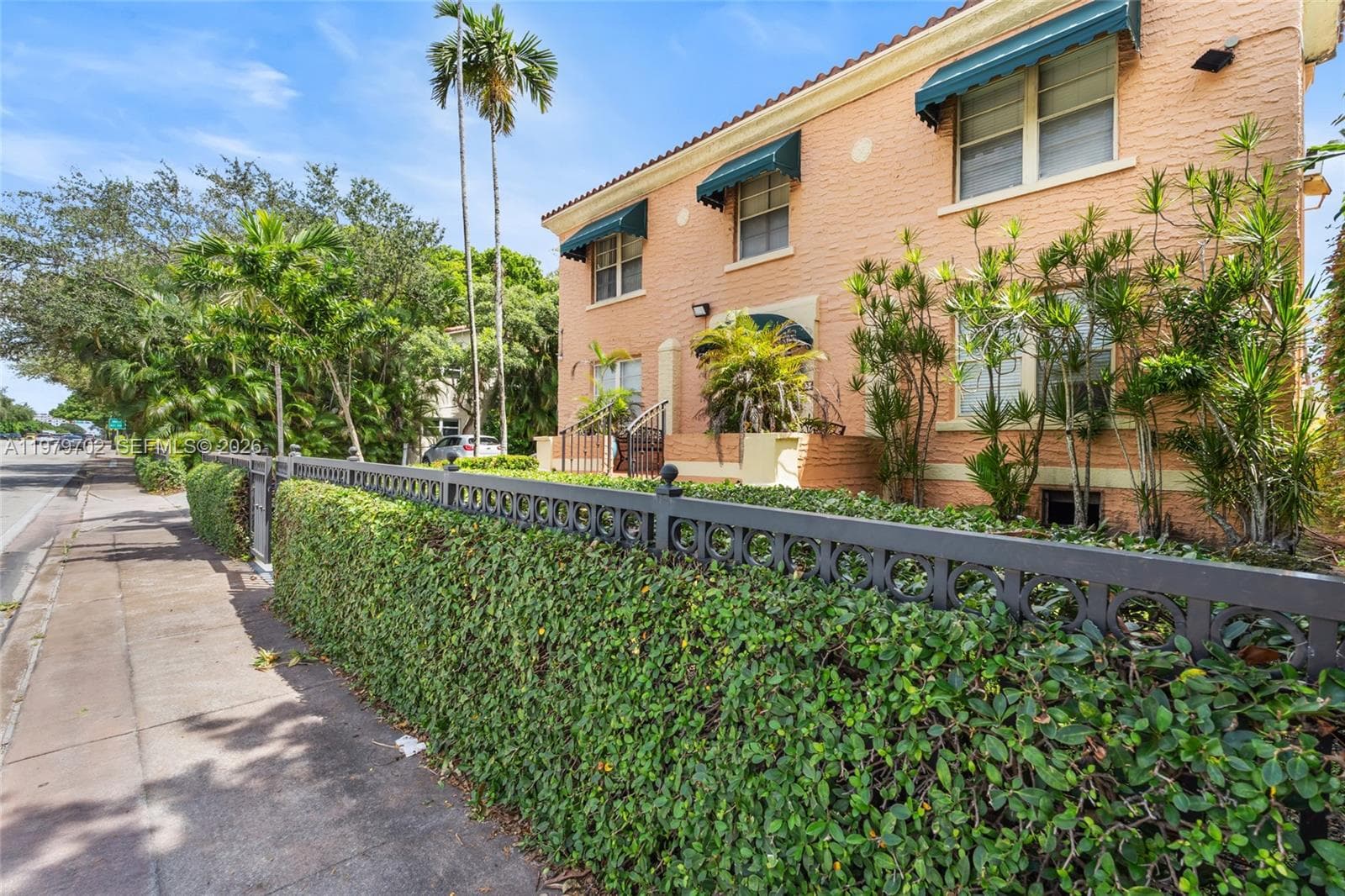 3409 S Le Jeune Rd, Coral Gables FL 33134