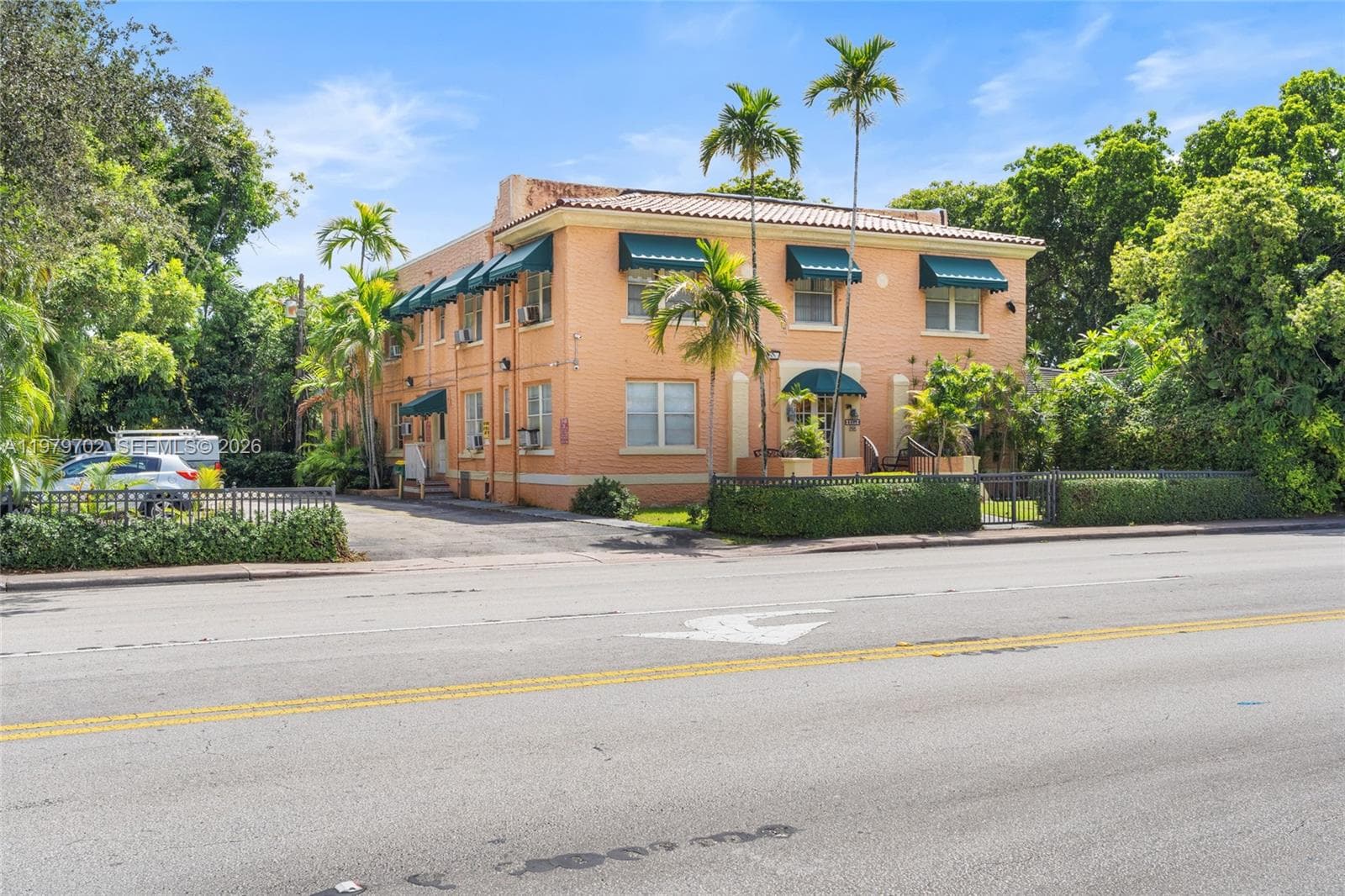 3409 S Le Jeune Rd, Coral Gables FL 33134