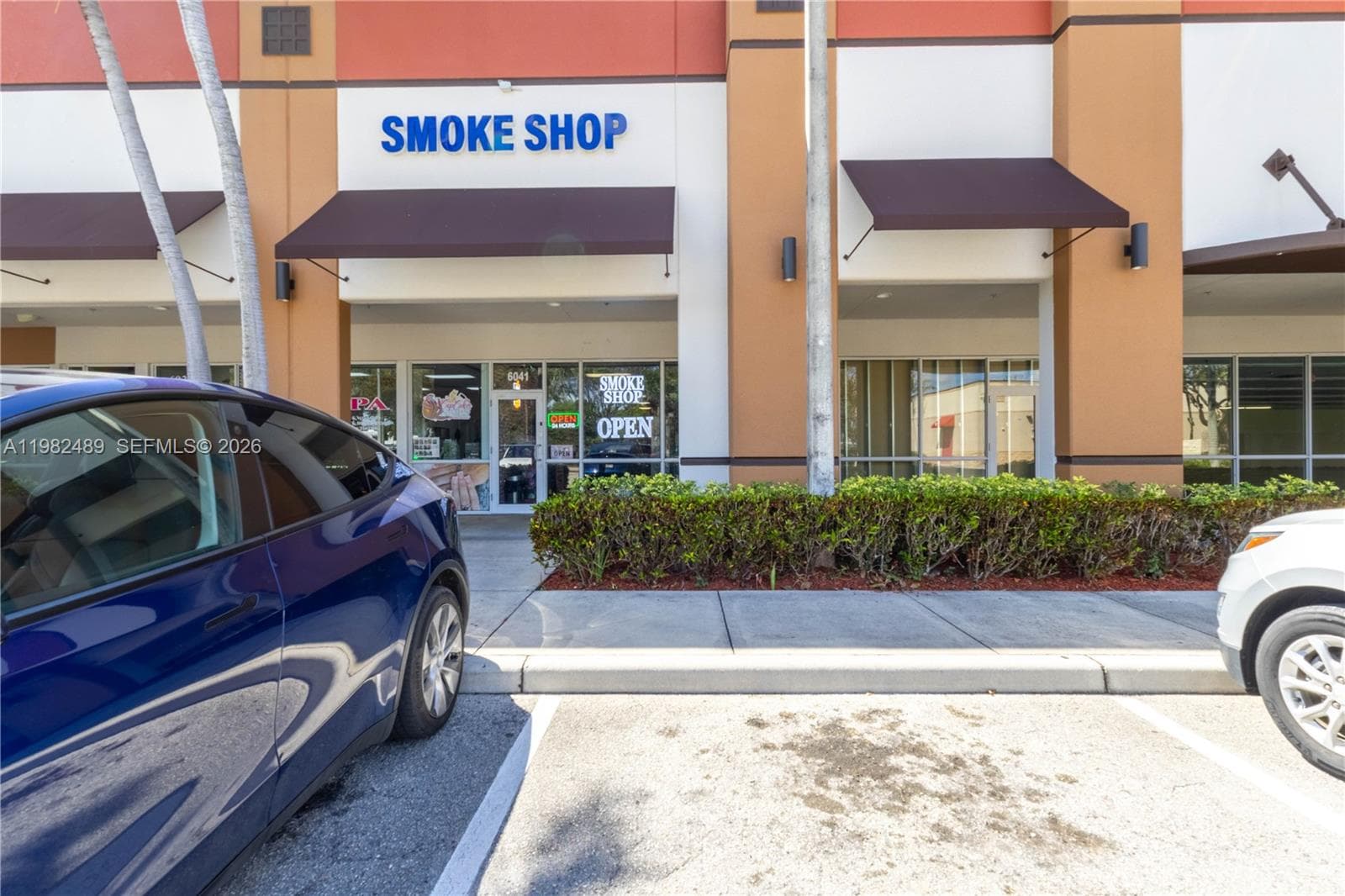 6041 N university dr, Tamarac FL 33321
