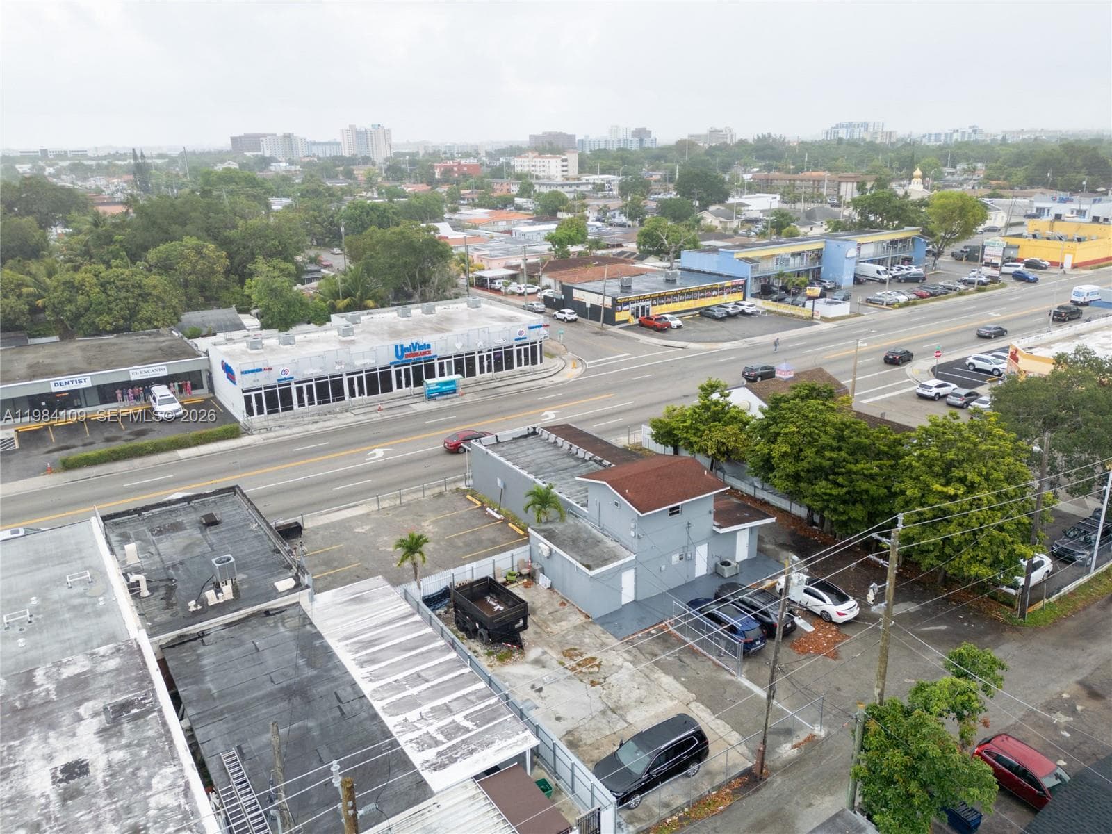 5810 W Flagler St # 5810, Miami FL 33144